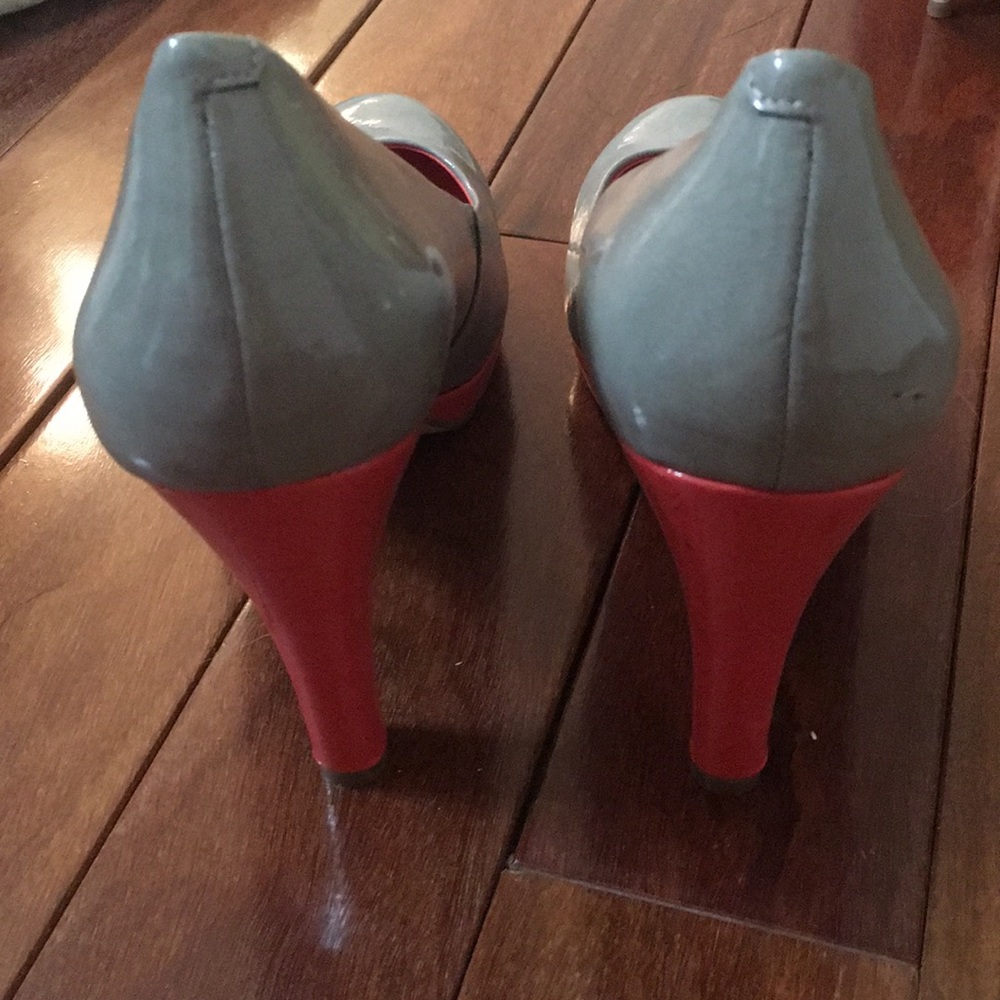 Bandolino two tone heels - Picture 4 of 5